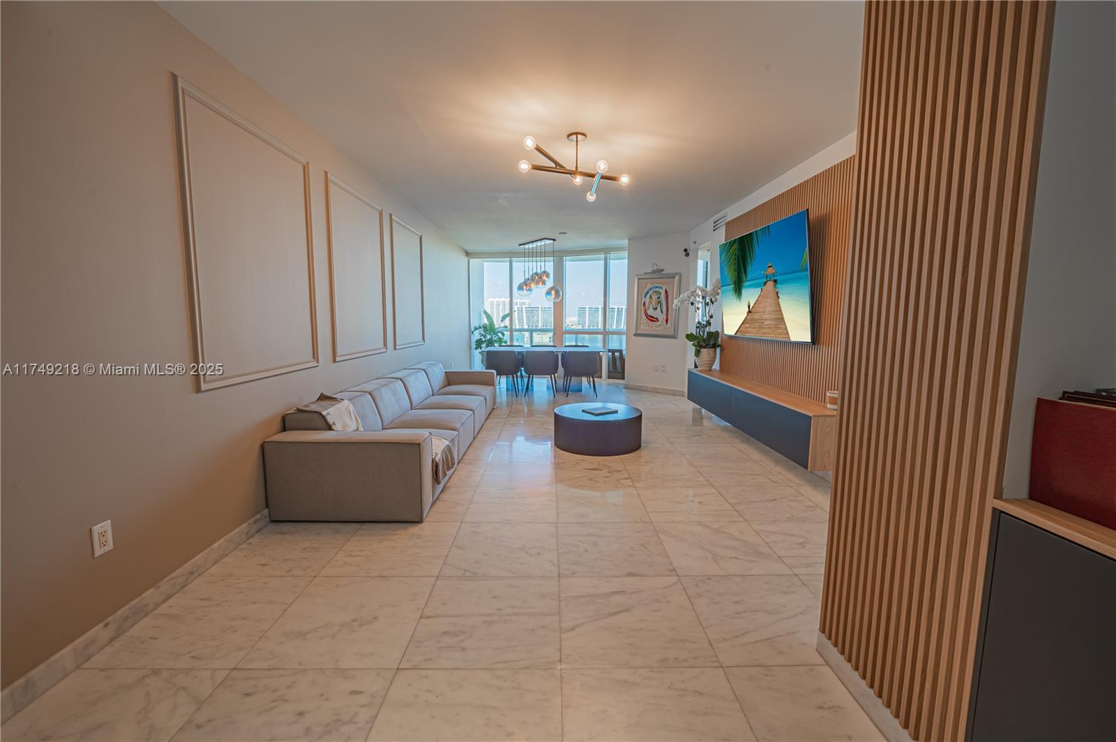 18201 Collins Ave 1201