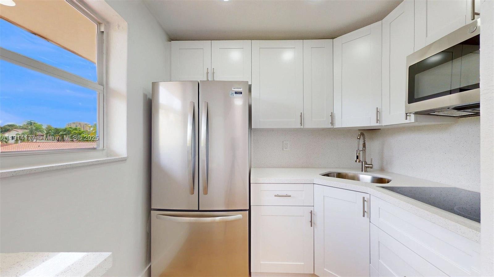 LE JEUNE MANOR CONDO - Residential Lease