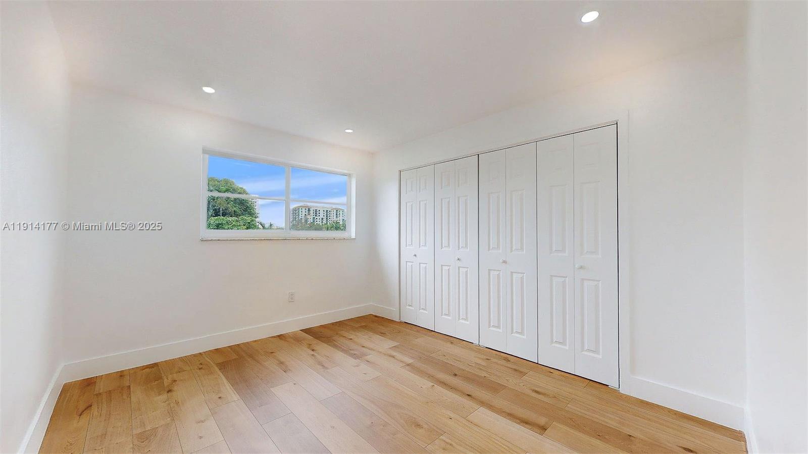 LE JEUNE MANOR CONDO - Residential Lease