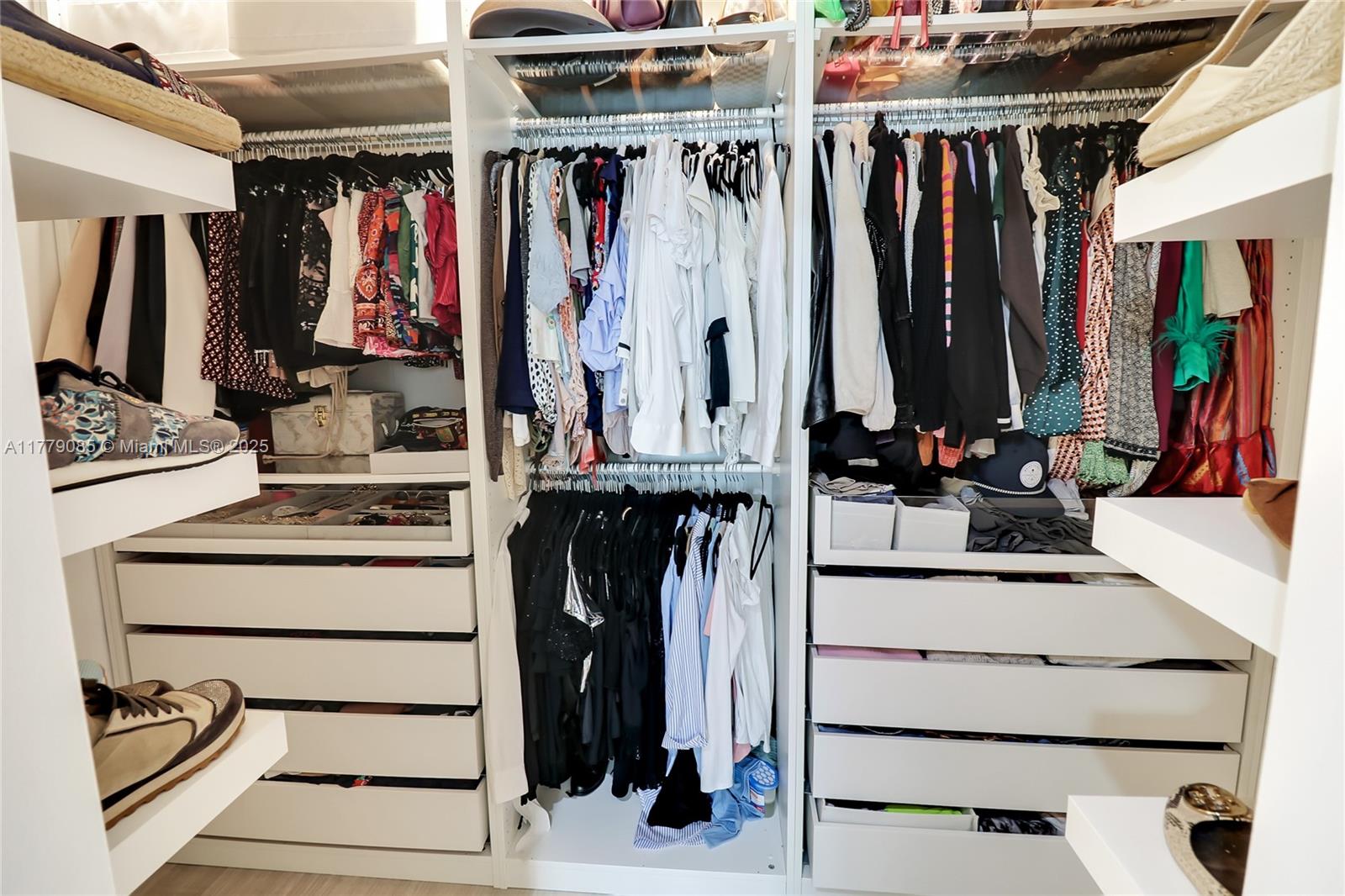 LAKE MARANATHA ESTATES - Residential