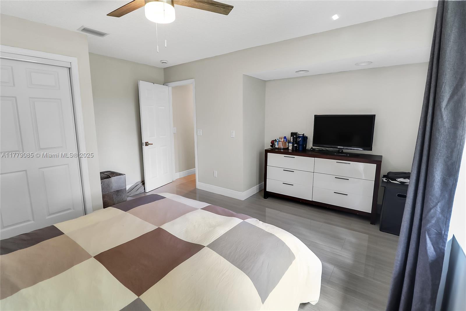 LAKE MARANATHA ESTATES - Residential