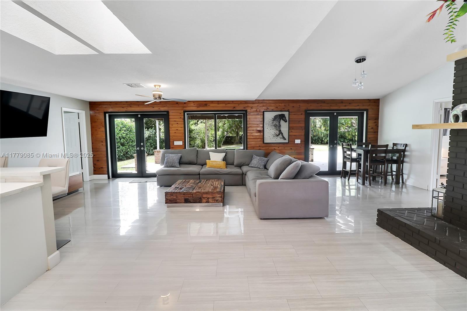 LAKE MARANATHA ESTATES - Residential