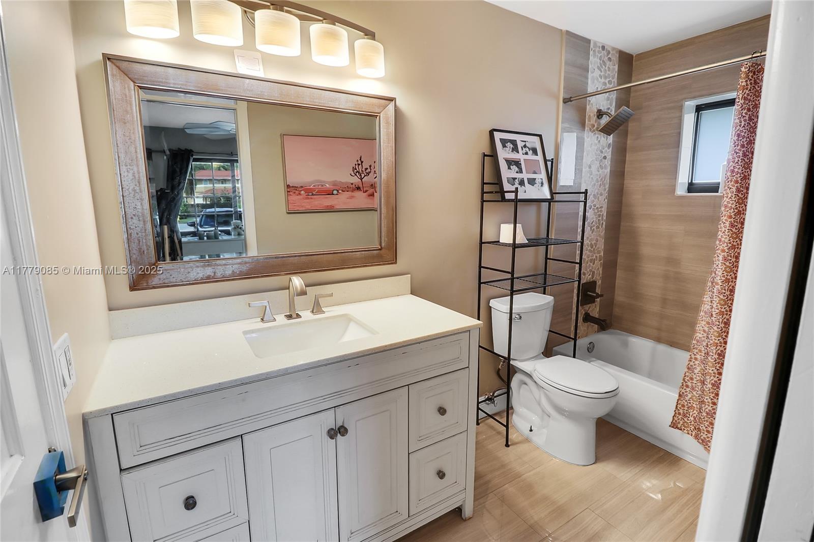 LAKE MARANATHA ESTATES - Residential