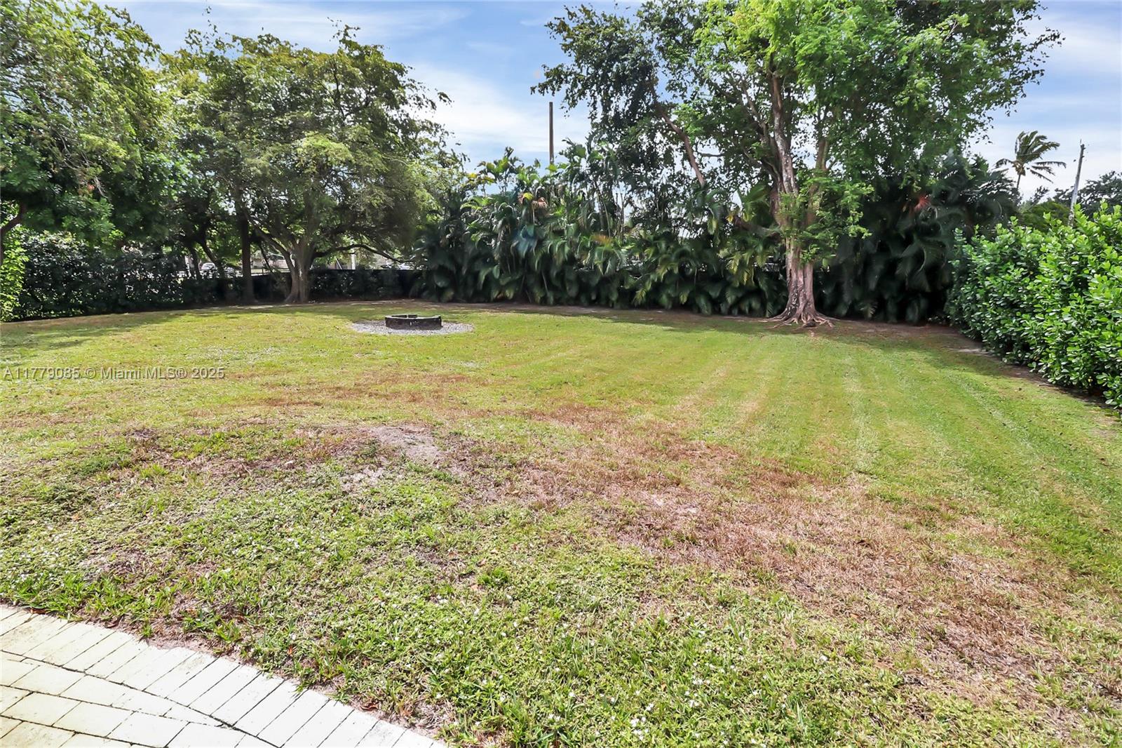 LAKE MARANATHA ESTATES - Residential