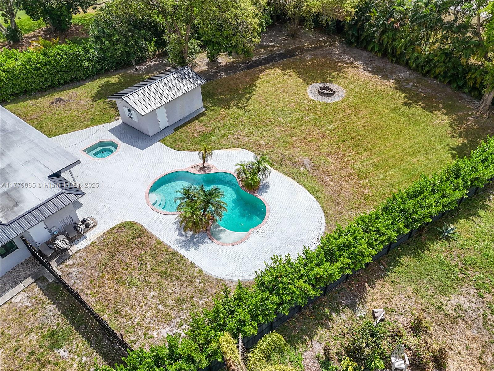 LAKE MARANATHA ESTATES - Residential