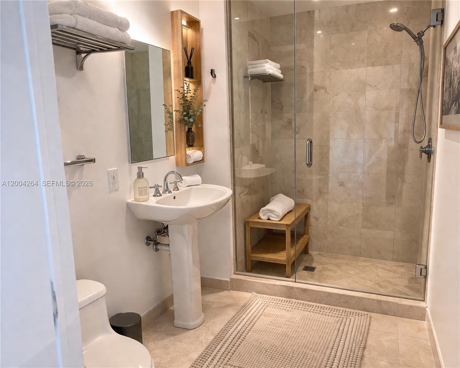 AKOYA CONDO - Residential Lease