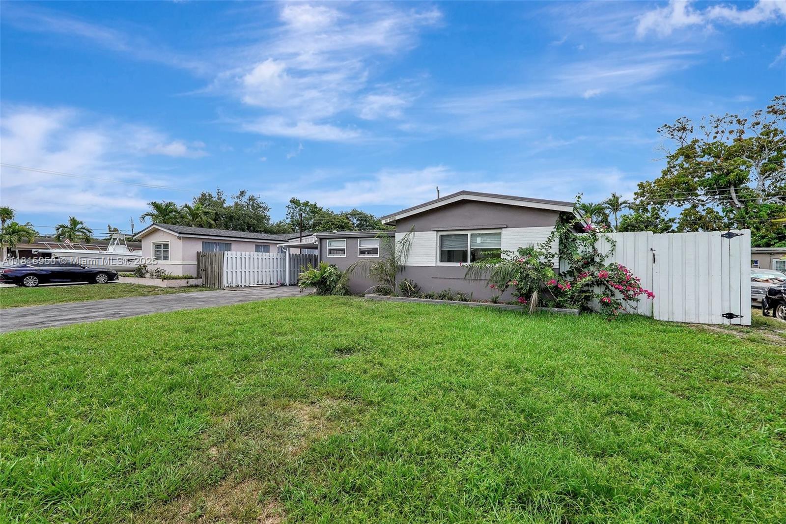 Rental Property at 6661 Meade St, Hollywood, Broward County, Florida - Bedrooms: 5 
Bathrooms: 3  - $4,500 MO.