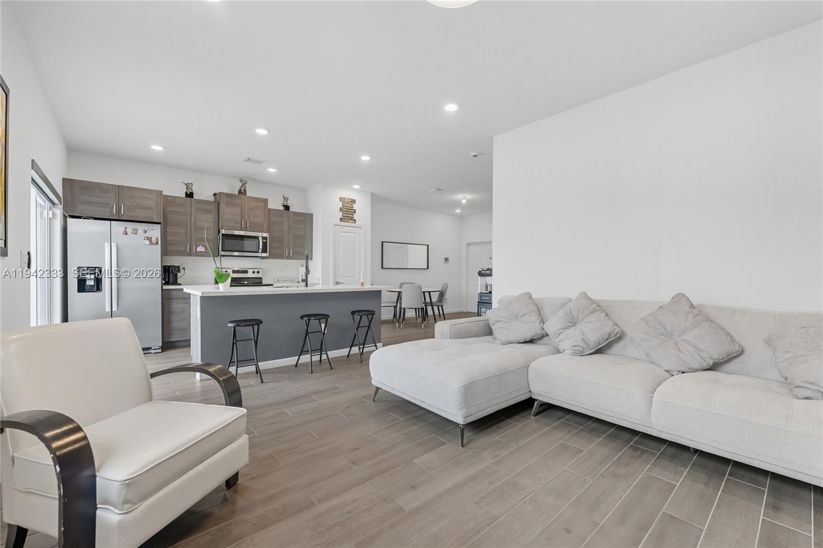 CEDAR AT KEYS GATE - Residential