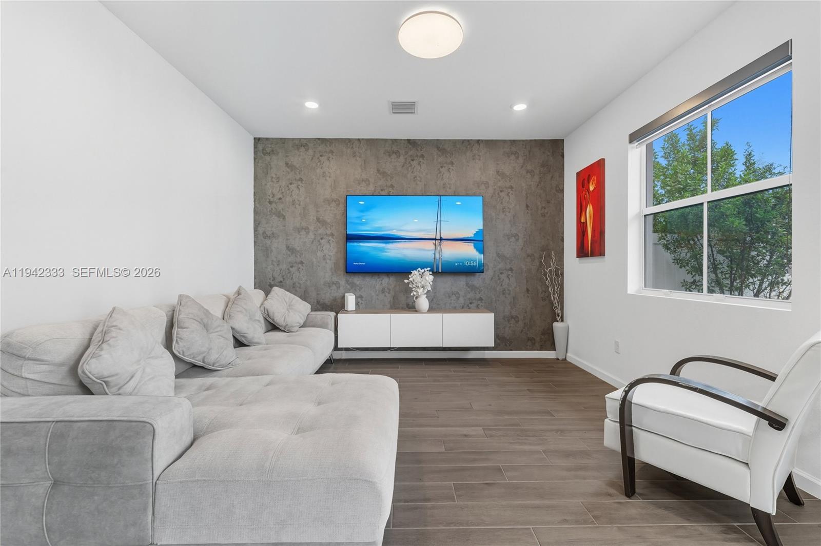 CEDAR AT KEYS GATE - Residential