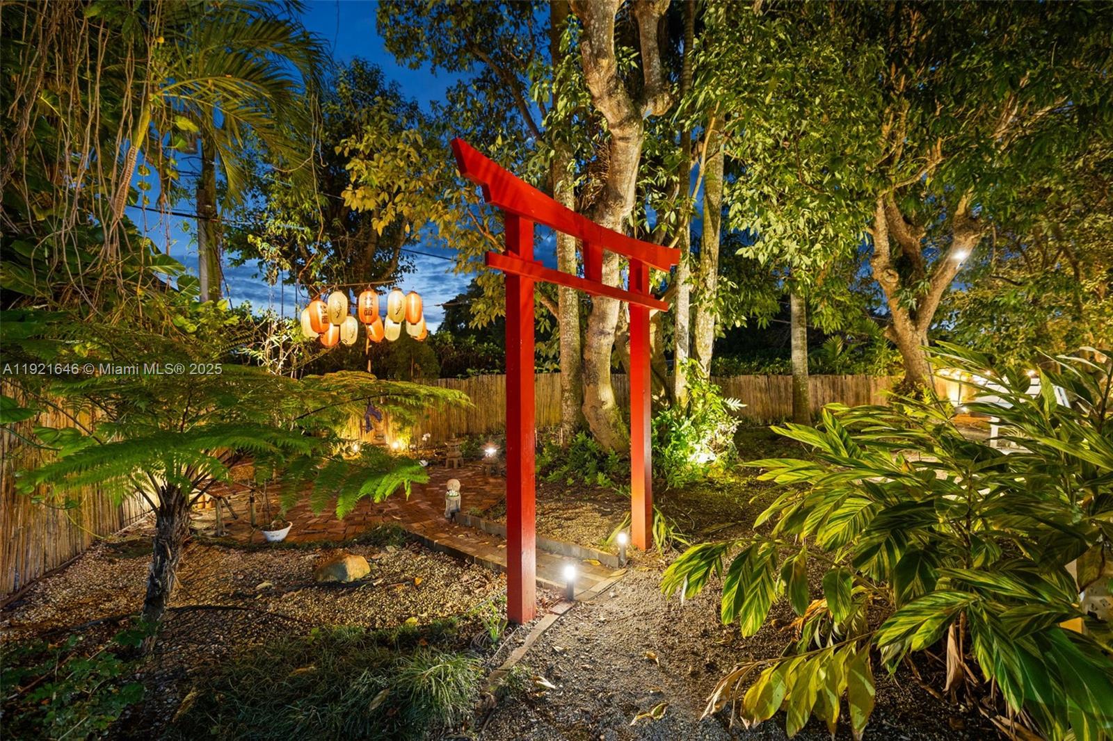 SUNSET GROVE 2ND AMD - Residential