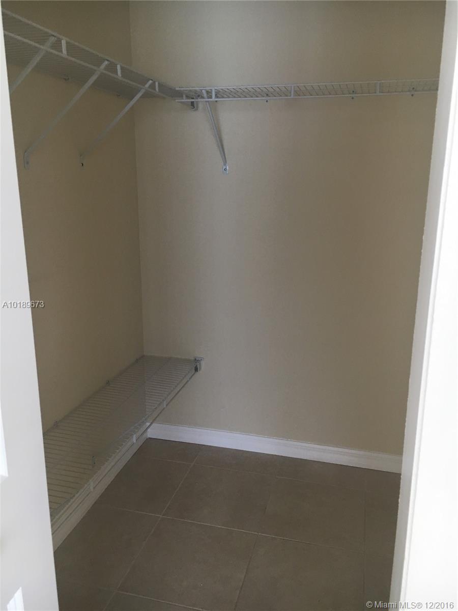 Kensington Walk Condo A-M - Residential Lease