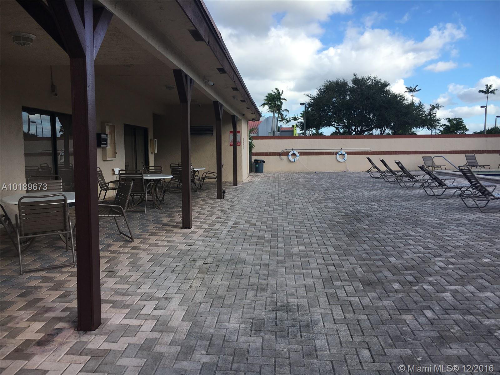 Kensington Walk Condo A-M - Residential Lease