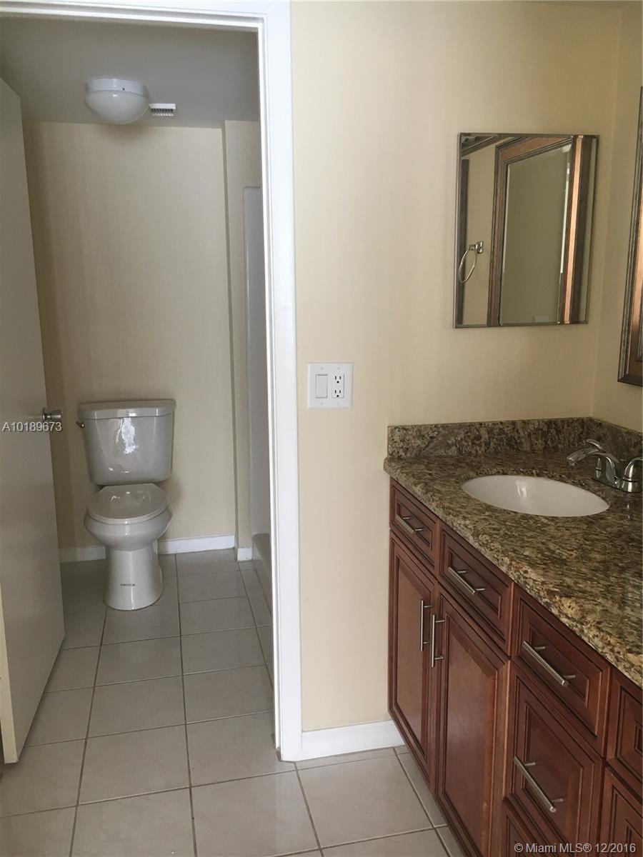 Kensington Walk Condo A-M - Residential Lease