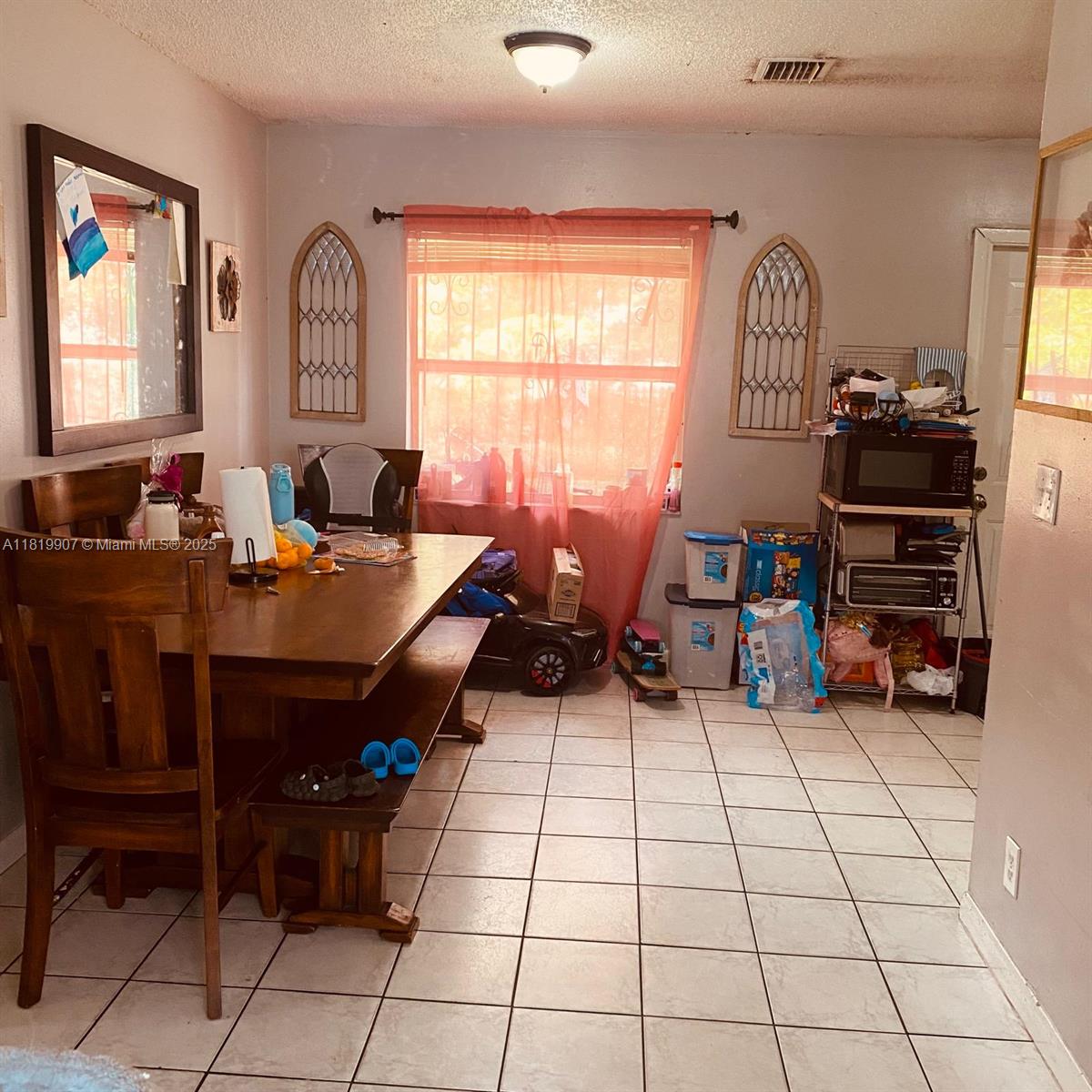 1265 NW 27th Ave