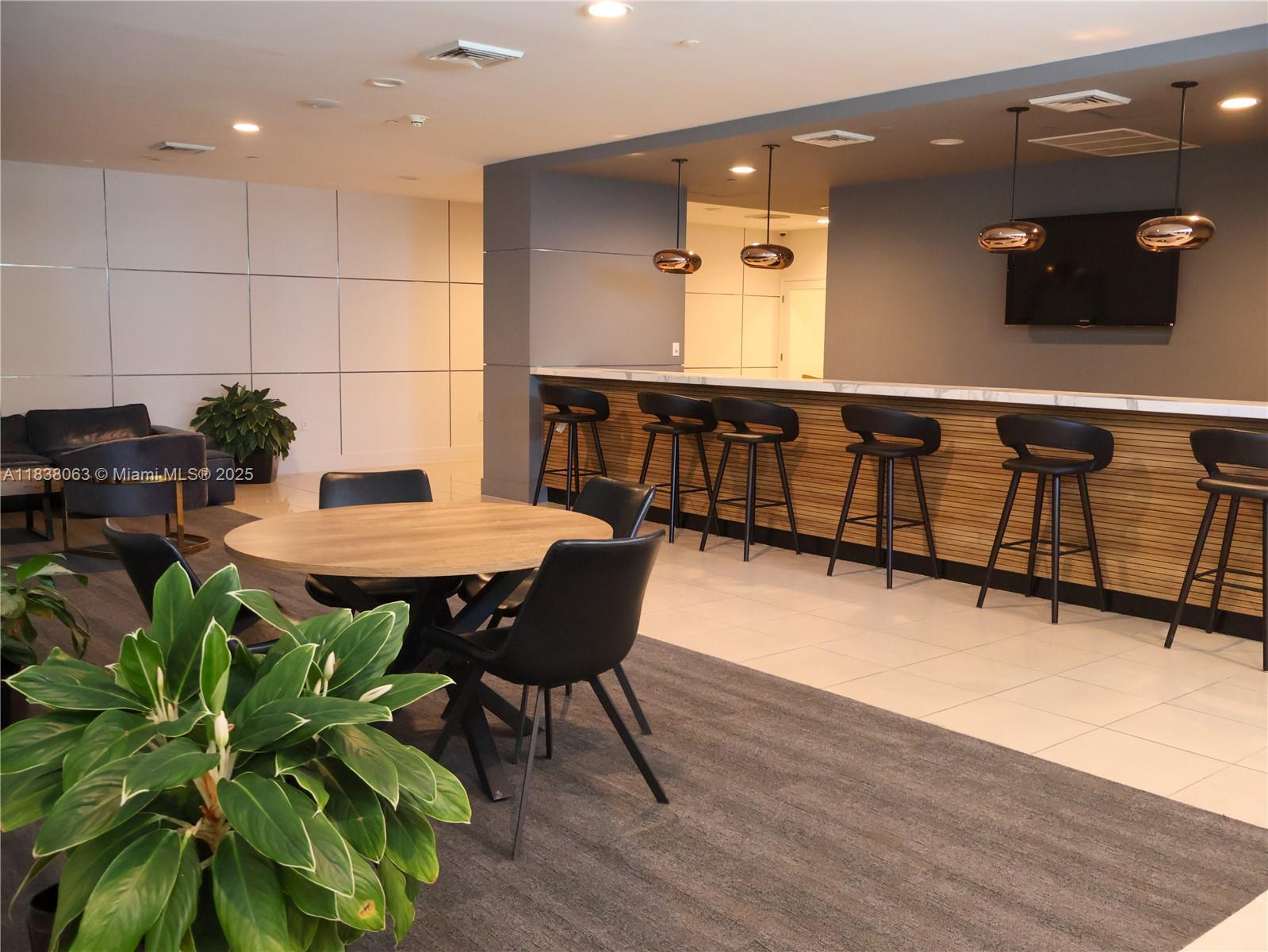 VUE AT BRICKELL CONDO - Residential