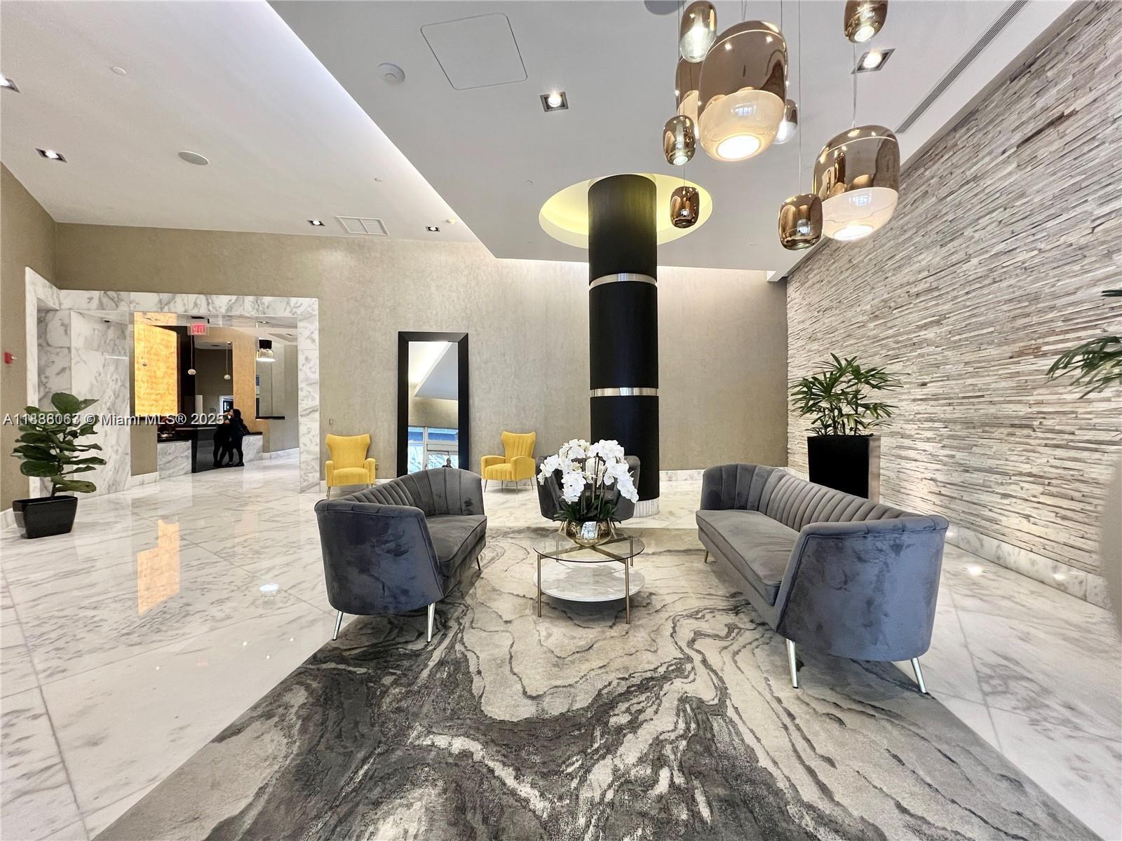 VUE AT BRICKELL CONDO - Residential