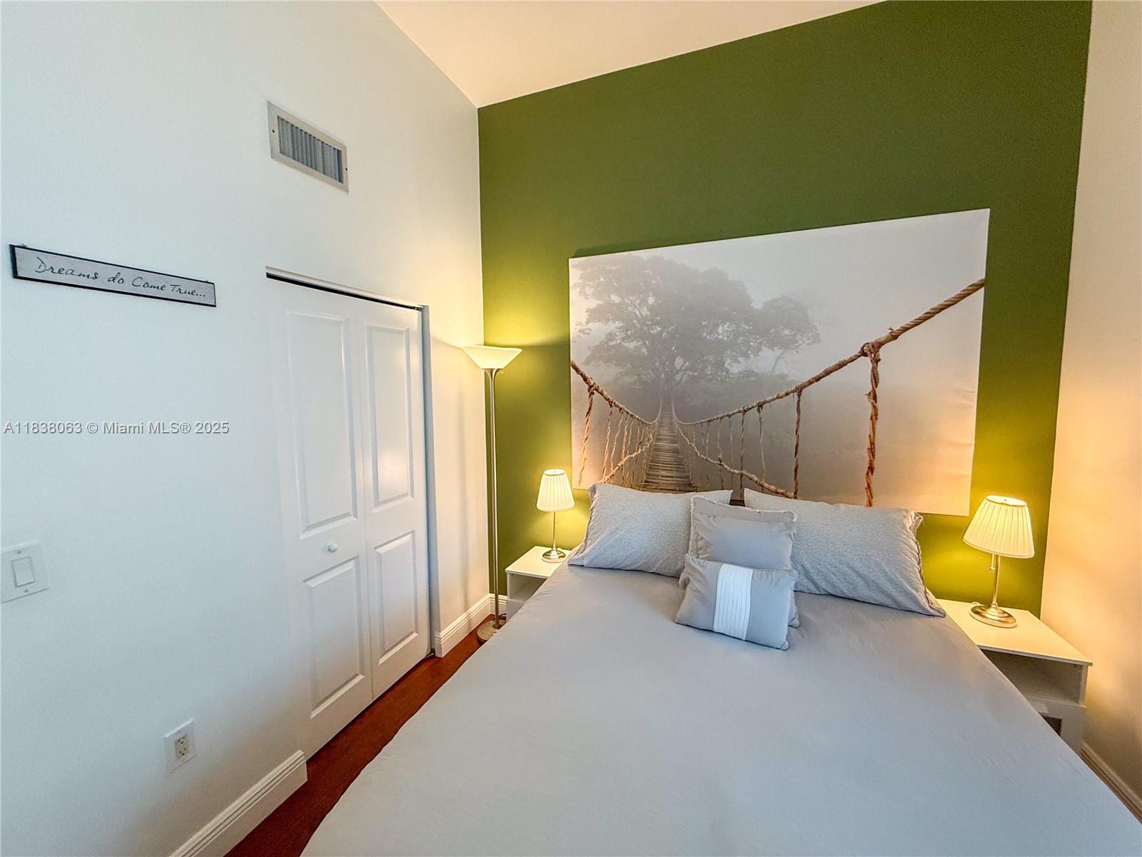 VUE AT BRICKELL CONDO - Residential