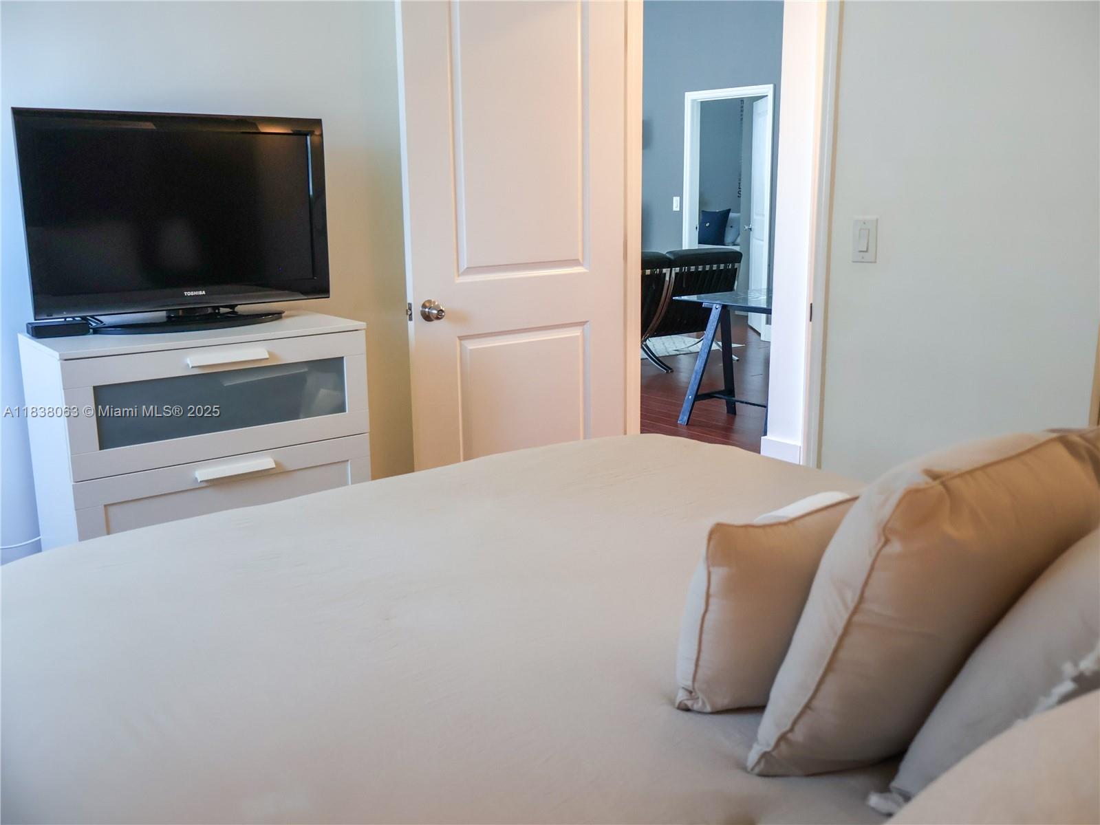 VUE AT BRICKELL CONDO - Residential