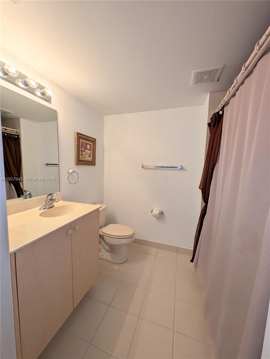 LUCERNE POINTE CONDO C - Residential