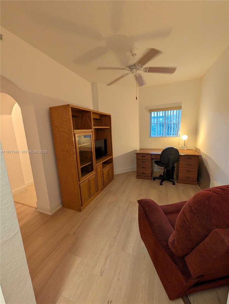 LUCERNE POINTE CONDO C - Residential