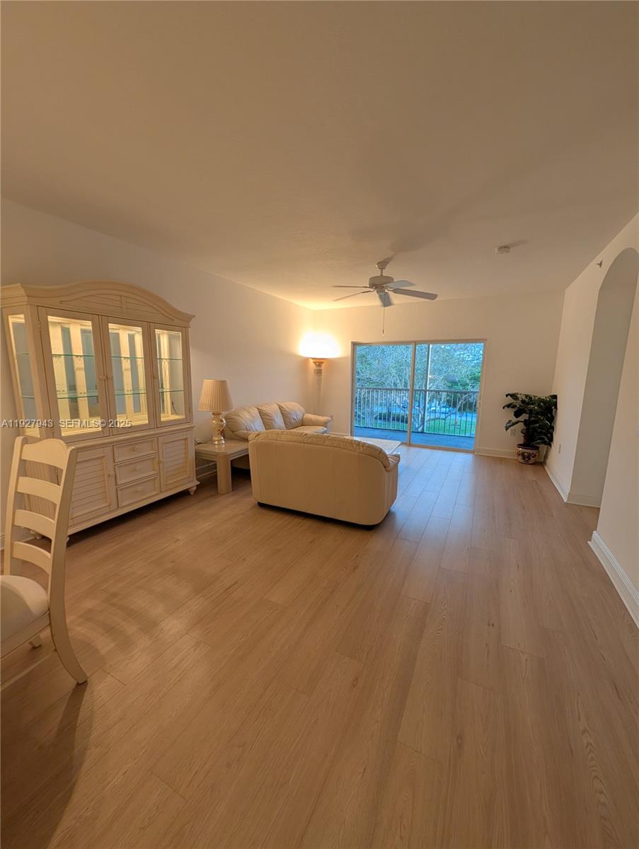 LUCERNE POINTE CONDO C - Residential