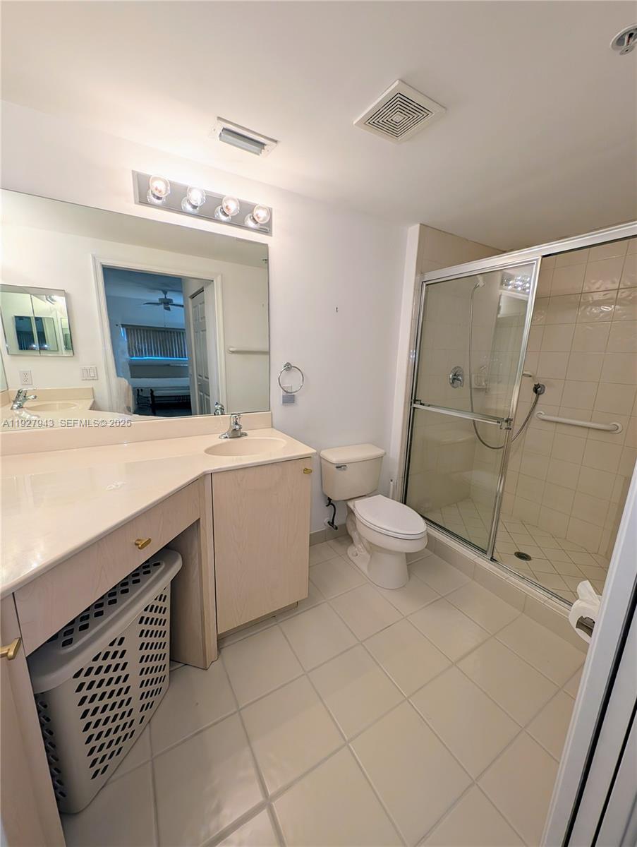 LUCERNE POINTE CONDO C - Residential