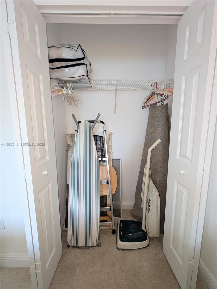 LUCERNE POINTE CONDO C - Residential