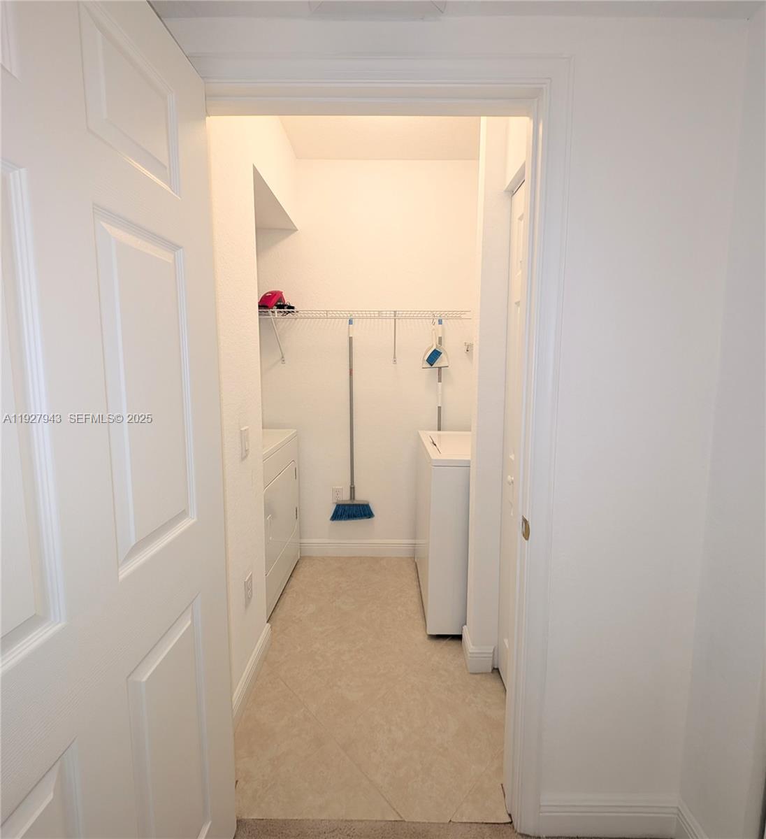 LUCERNE POINTE CONDO C - Residential