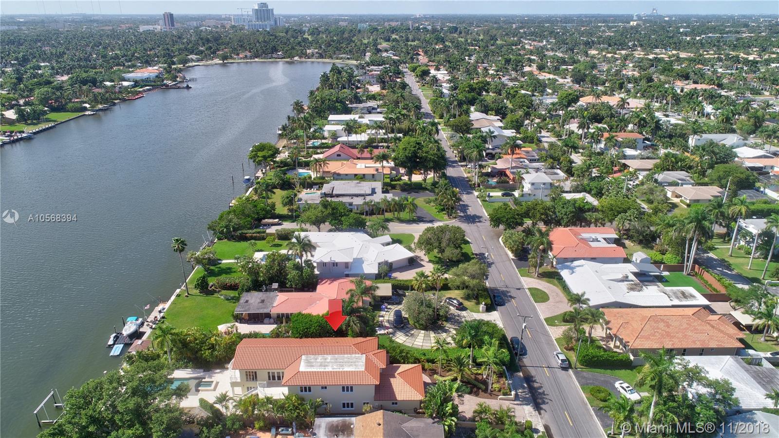 HOLLYWOOD LAKES SEC - Residential
