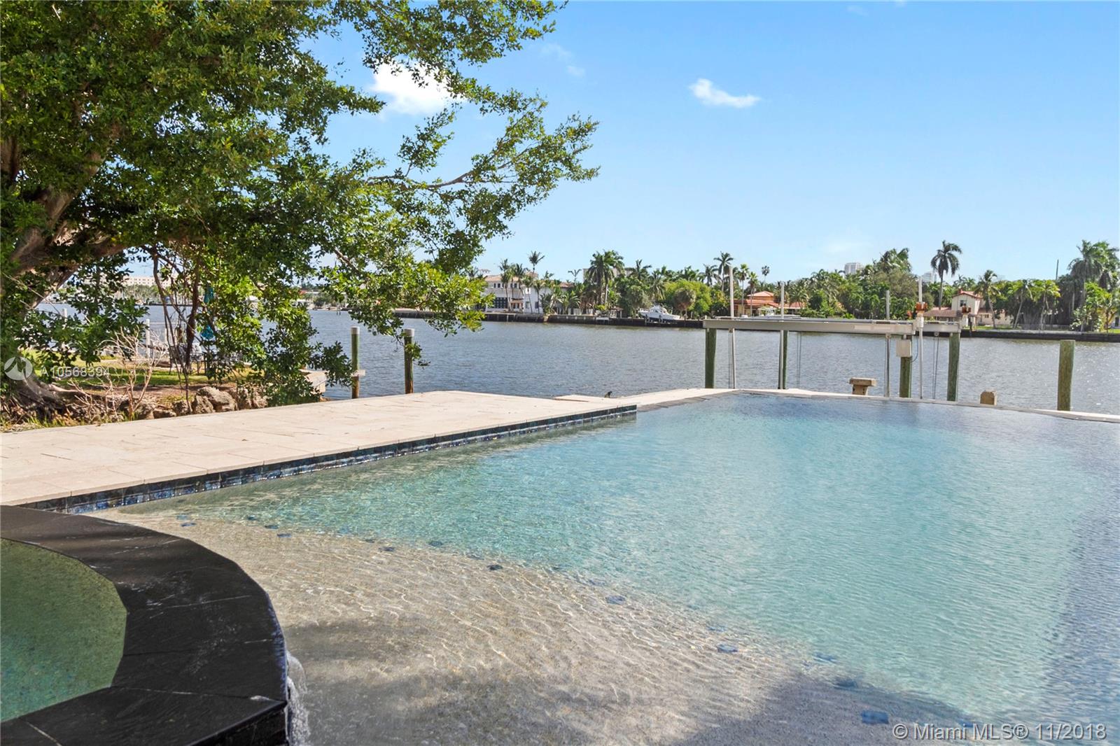 HOLLYWOOD LAKES SEC - Residential