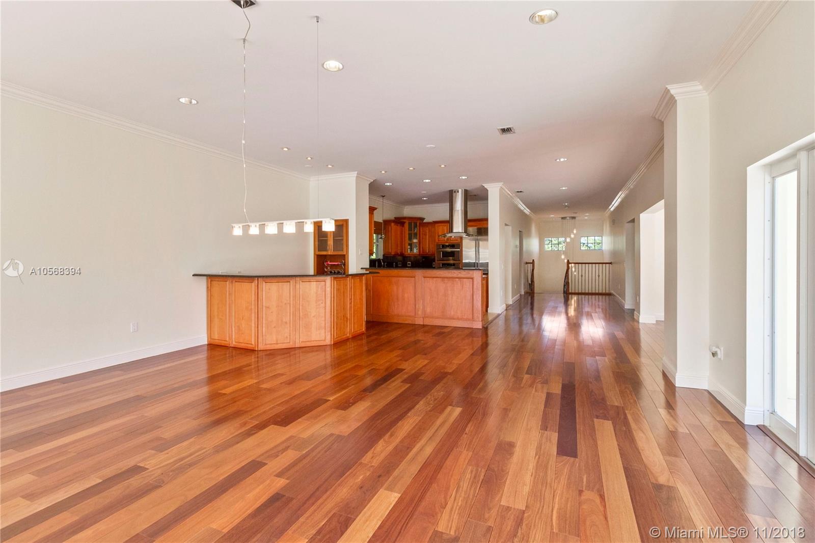 HOLLYWOOD LAKES SEC - Residential