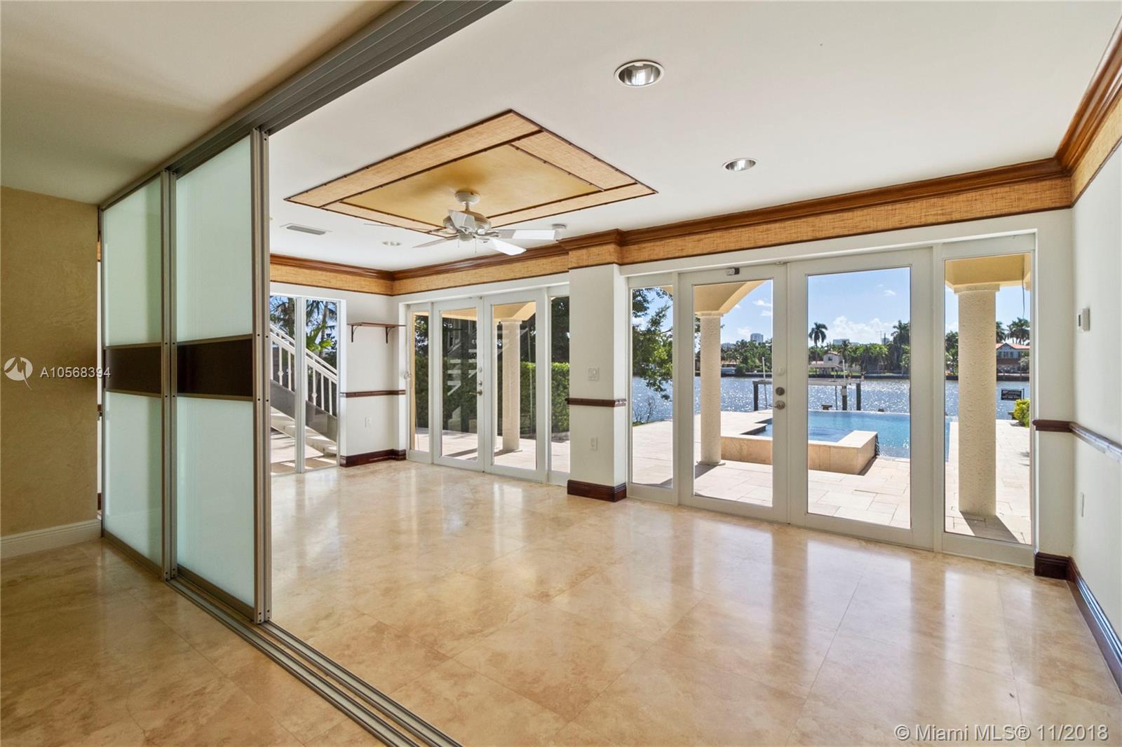 HOLLYWOOD LAKES SEC - Residential