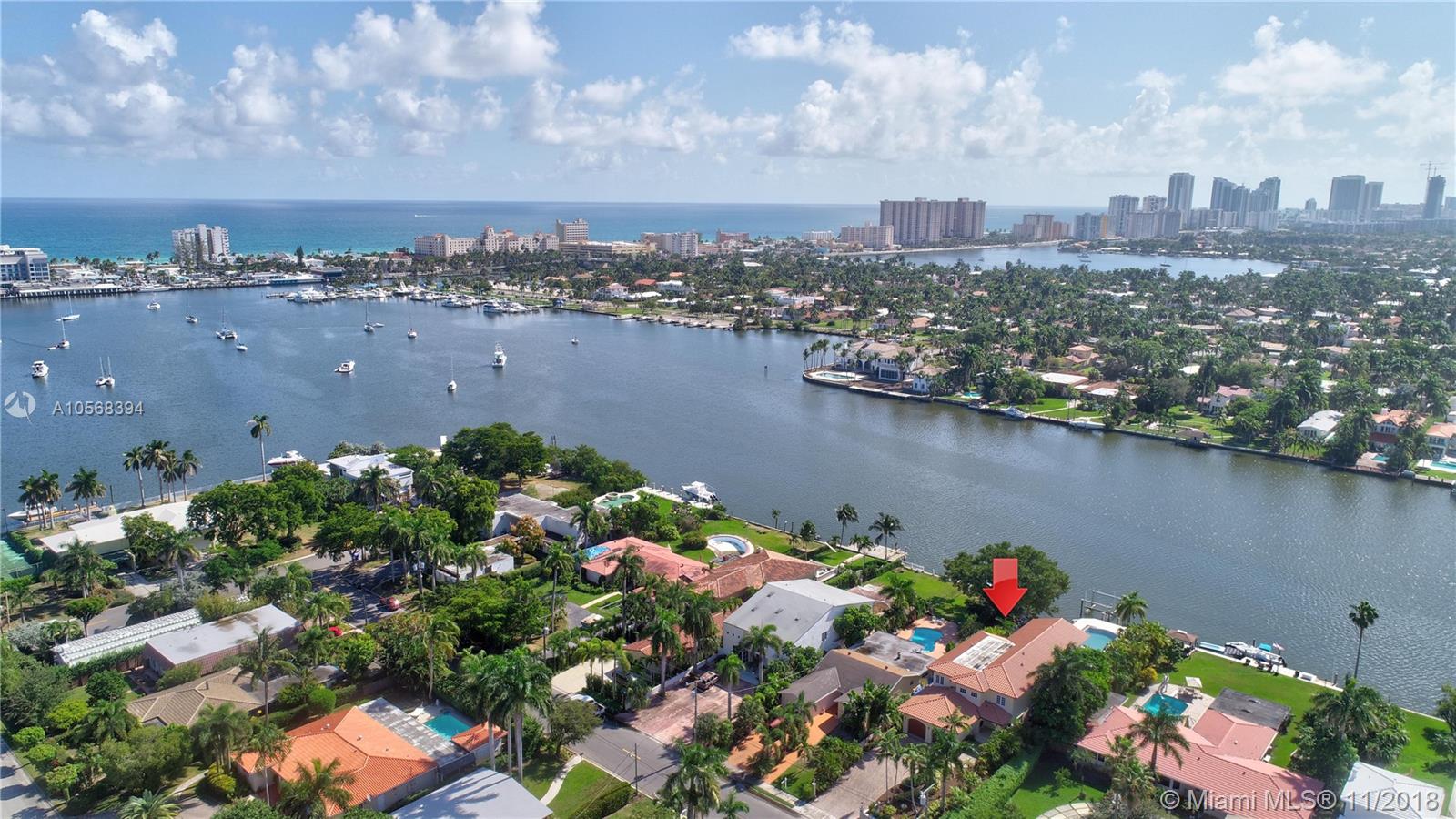 HOLLYWOOD LAKES SEC - Residential