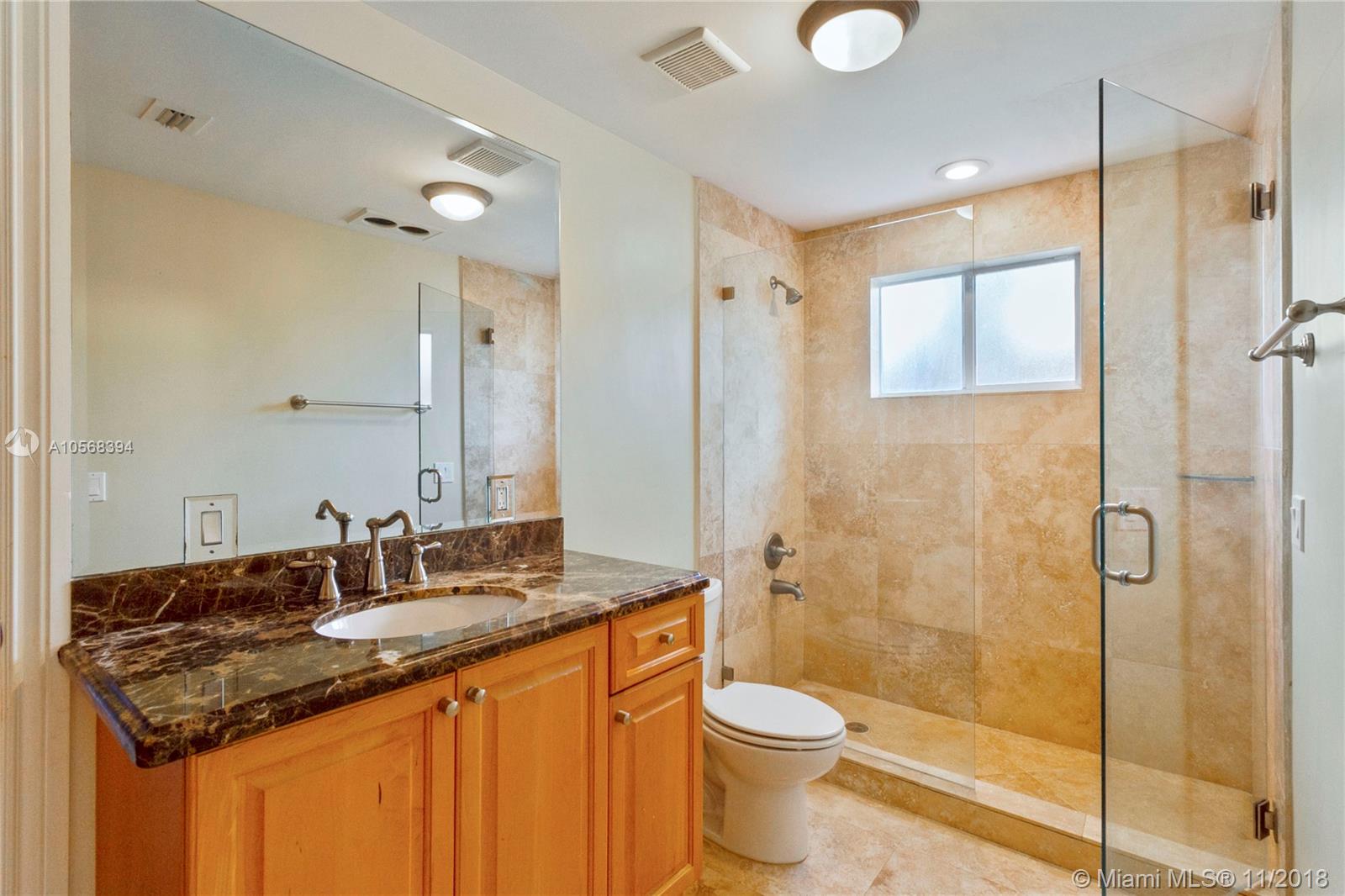 HOLLYWOOD LAKES SEC - Residential