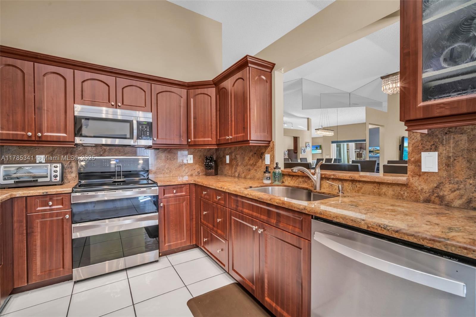 10156 NW 3rd Court