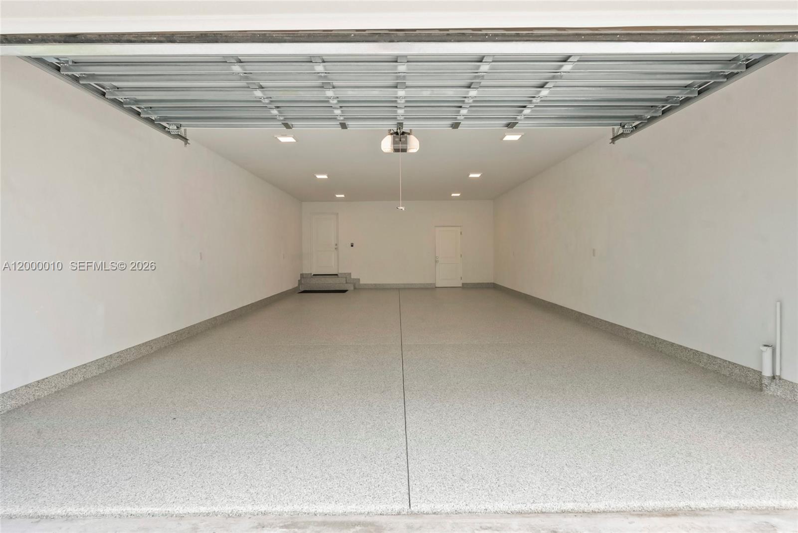 CORAL GABLES BILTMORE SEC - Residential