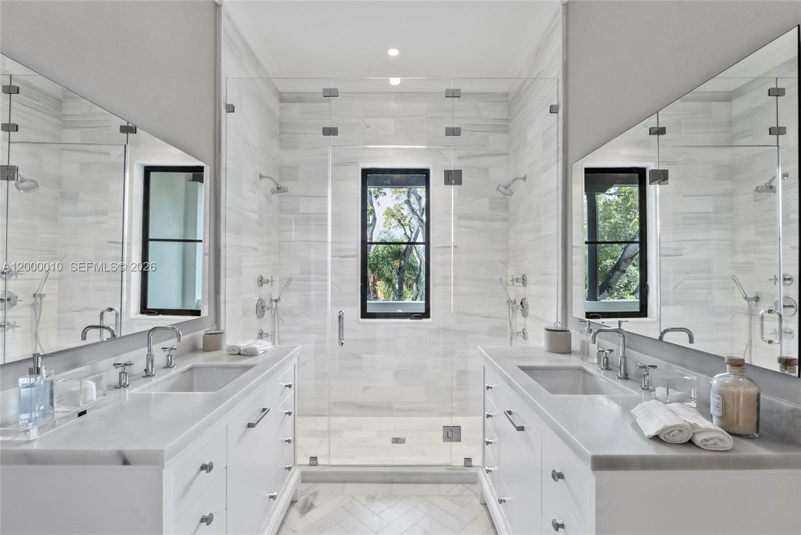 CORAL GABLES BILTMORE SEC - Residential