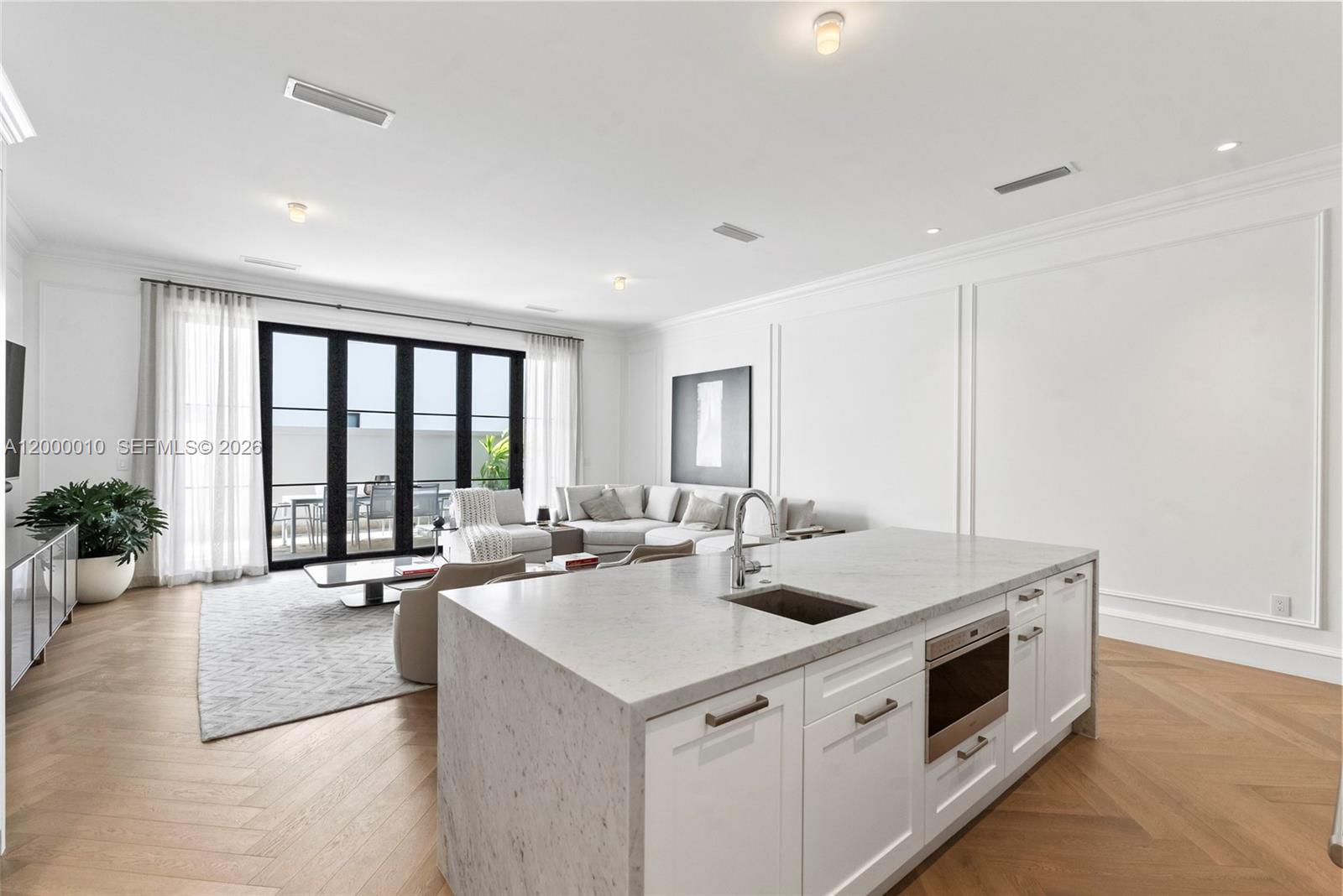 CORAL GABLES BILTMORE SEC - Residential