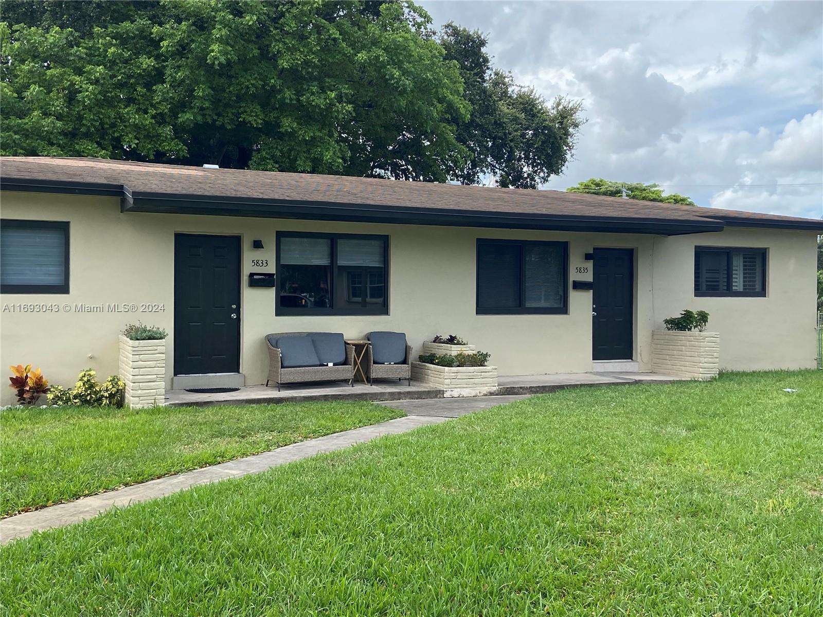 5835 Nw 37th St, Virginia Gardens, Miami-Dade County, Florida - 2 Bedrooms  
1 Bathrooms - 