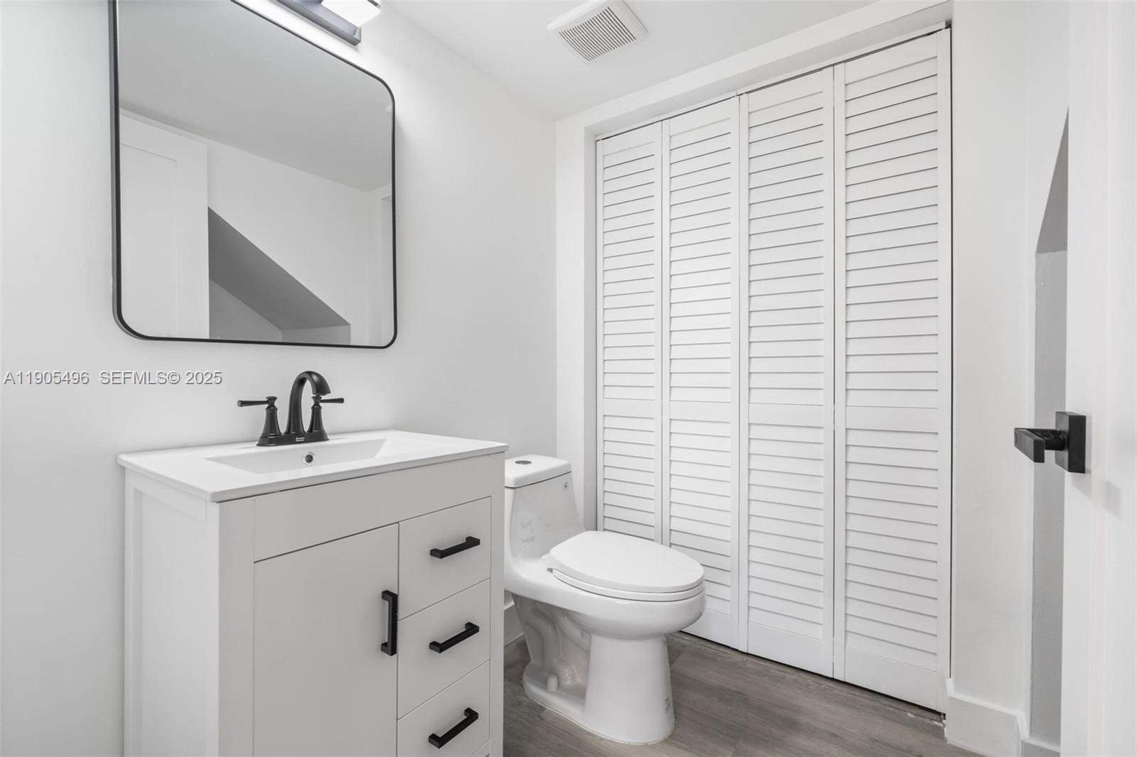 CAMELOT THREE CONDO - Residential