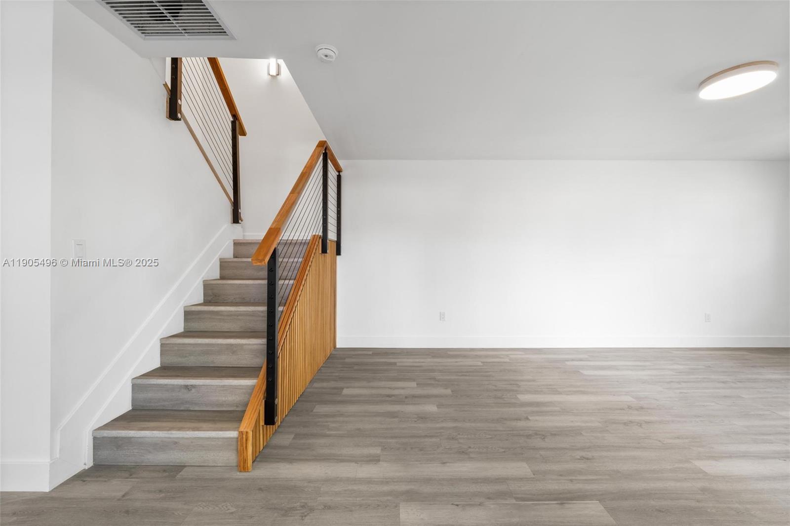 CAMELOT THREE CONDO - Residential