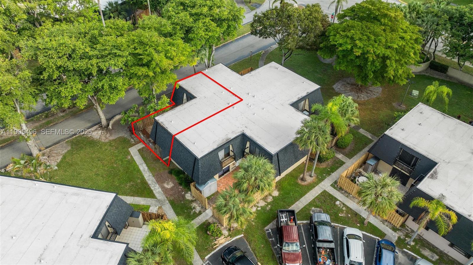 CAMELOT THREE CONDO - Residential