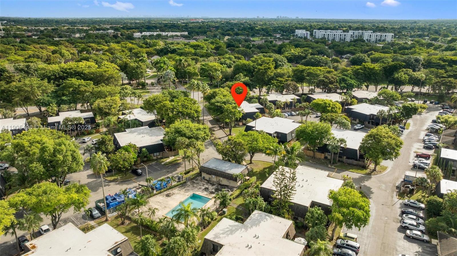 CAMELOT THREE CONDO - Residential