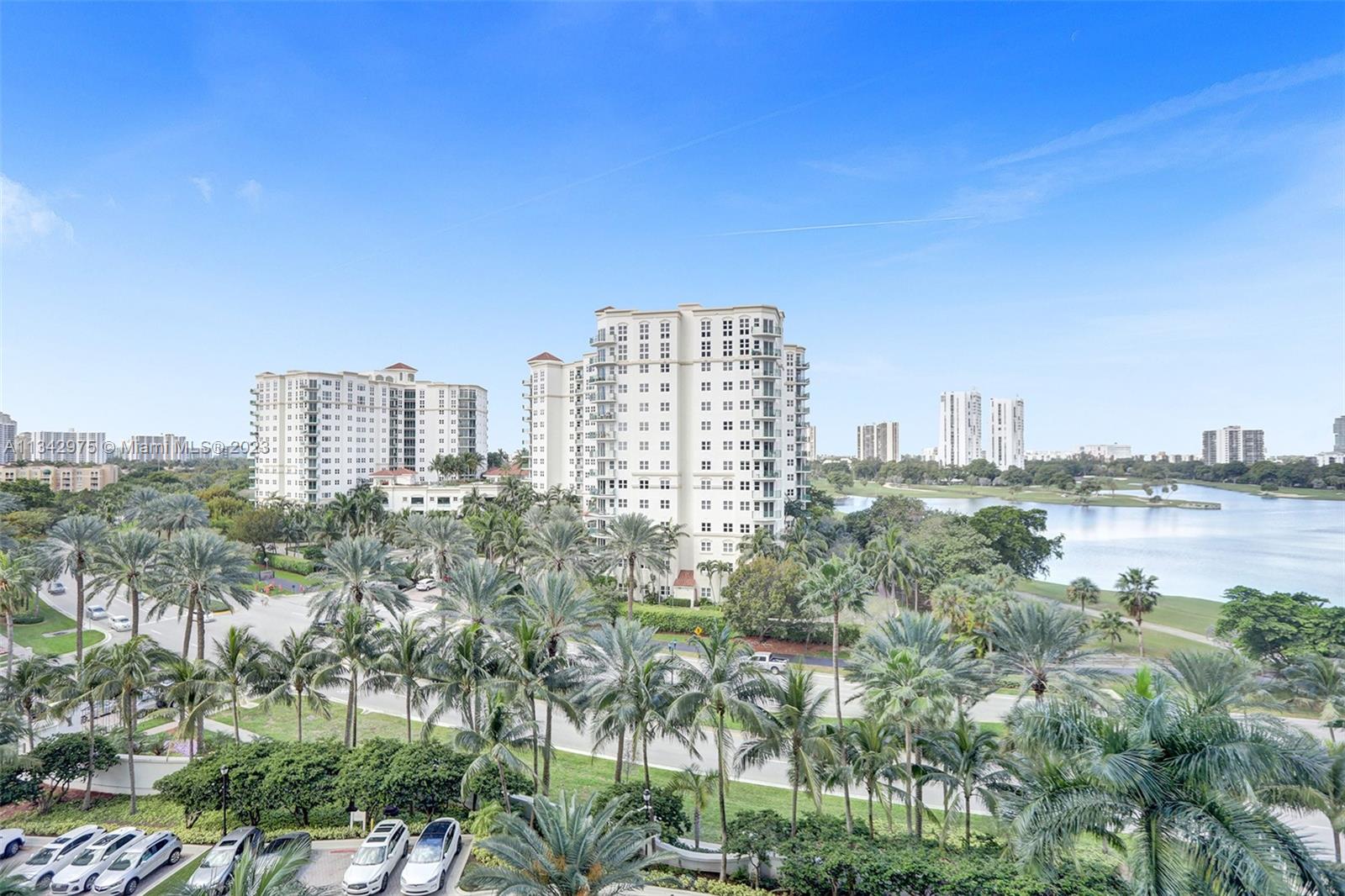 TOWERS OF PORTO VITA-NORT - Residential