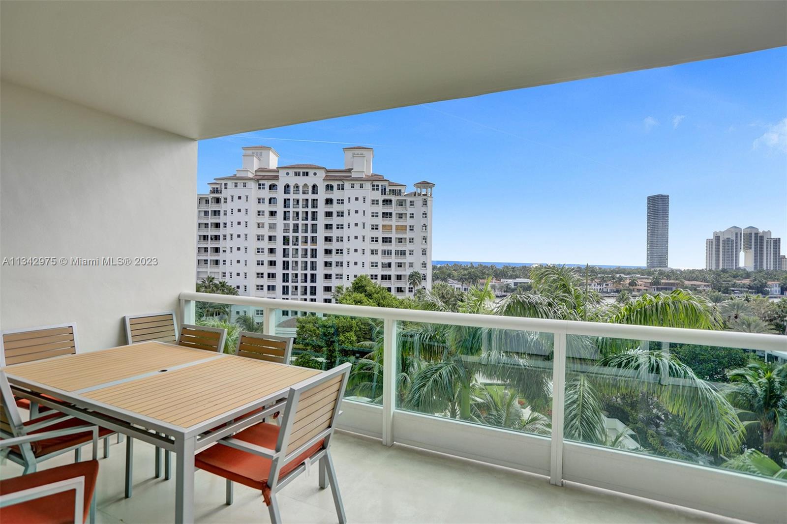 TOWERS OF PORTO VITA-NORT - Residential