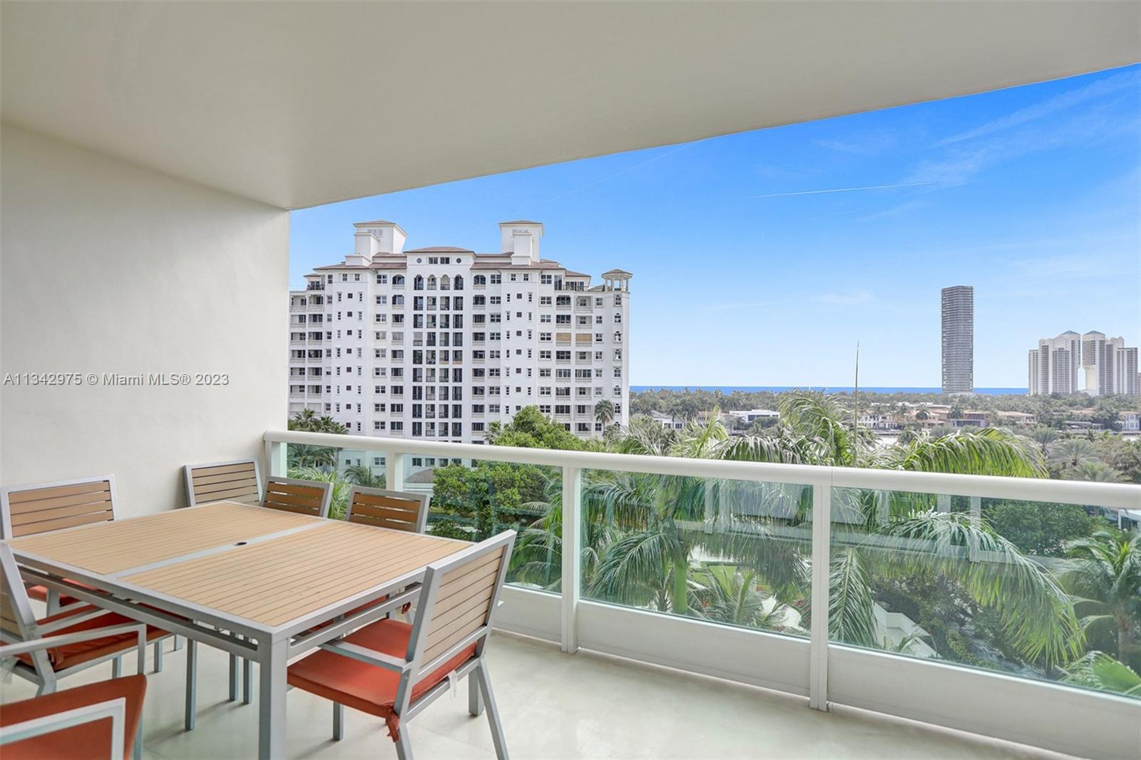 TOWERS OF PORTO VITA-NORT - Residential