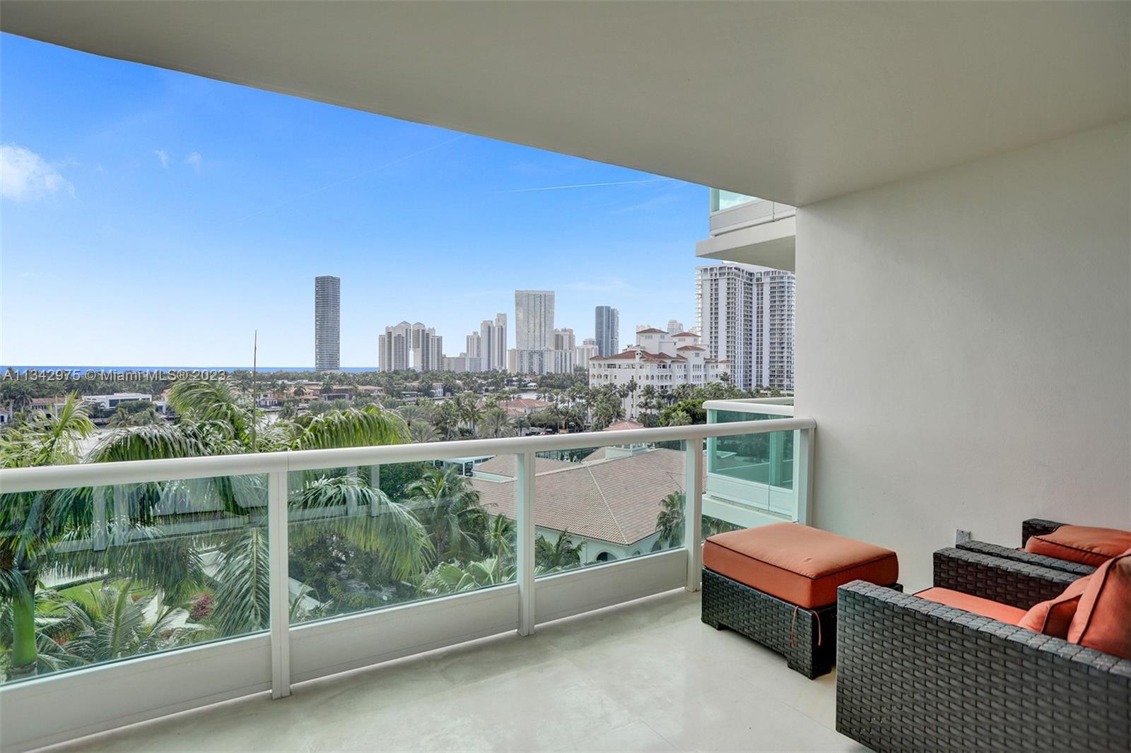 TOWERS OF PORTO VITA-NORT - Residential