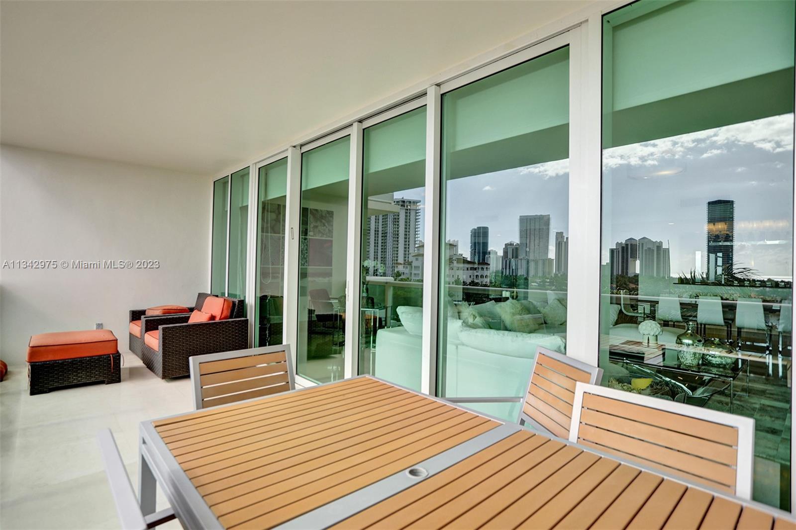 TOWERS OF PORTO VITA-NORT - Residential