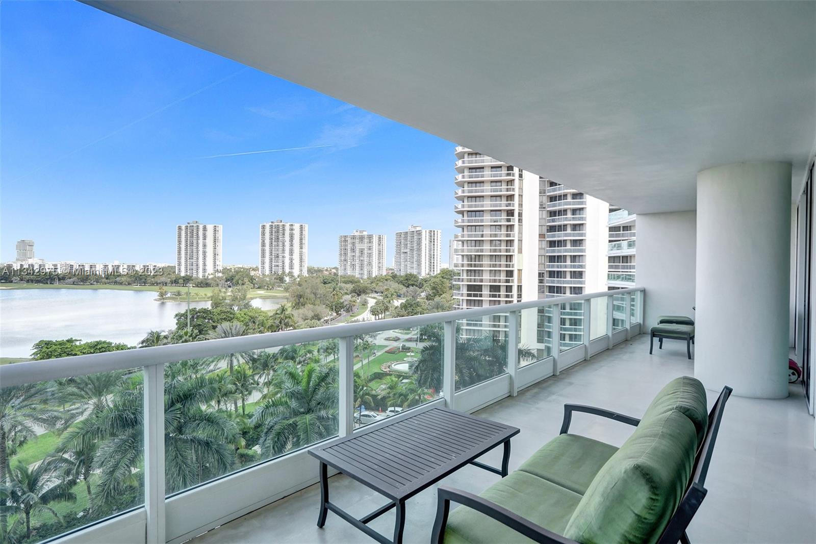 TOWERS OF PORTO VITA-NORT - Residential