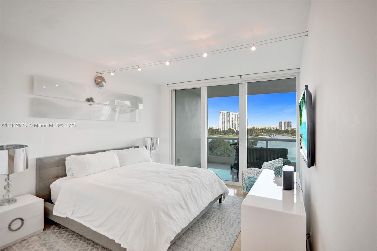 TOWERS OF PORTO VITA-NORT - Residential